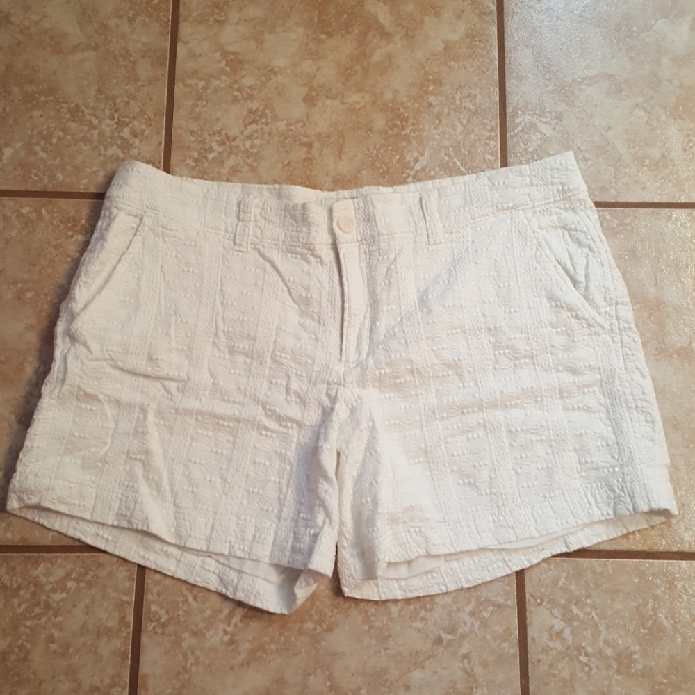 Old Navy - White Shorts